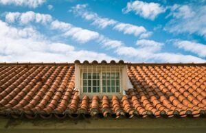 DIY Roof Leak Fixes vs Hiring a Pro