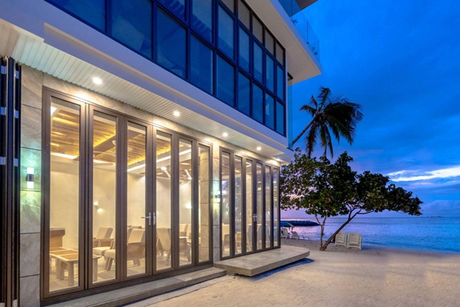 Stacking vs Bi-Fold Doors